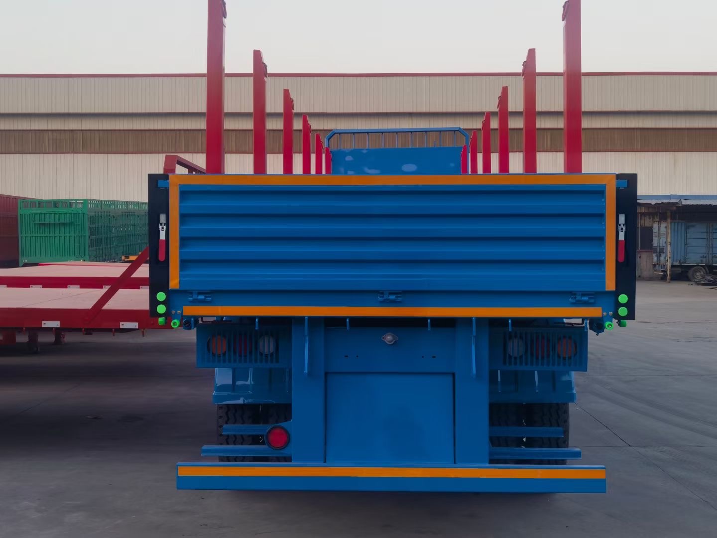 CIMC 3 axle 12400*2610*1550mm customized Design for Timber Coil and Steel Container Haulage Side Column Flatbed Semi Trailer