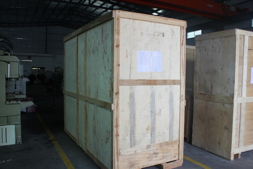 ABS Plastic Processed Hydraulic 120 Ton Injection Moulding Machine Vertical Rotary Table