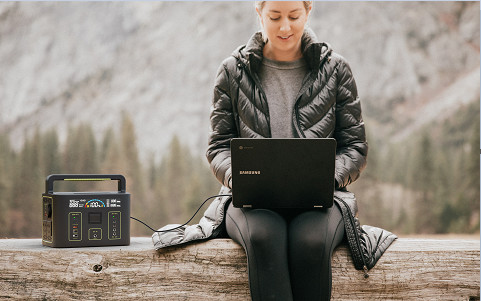 AIO AC DC 110V 220V 500W 1000W Outdoor Portable Power Station