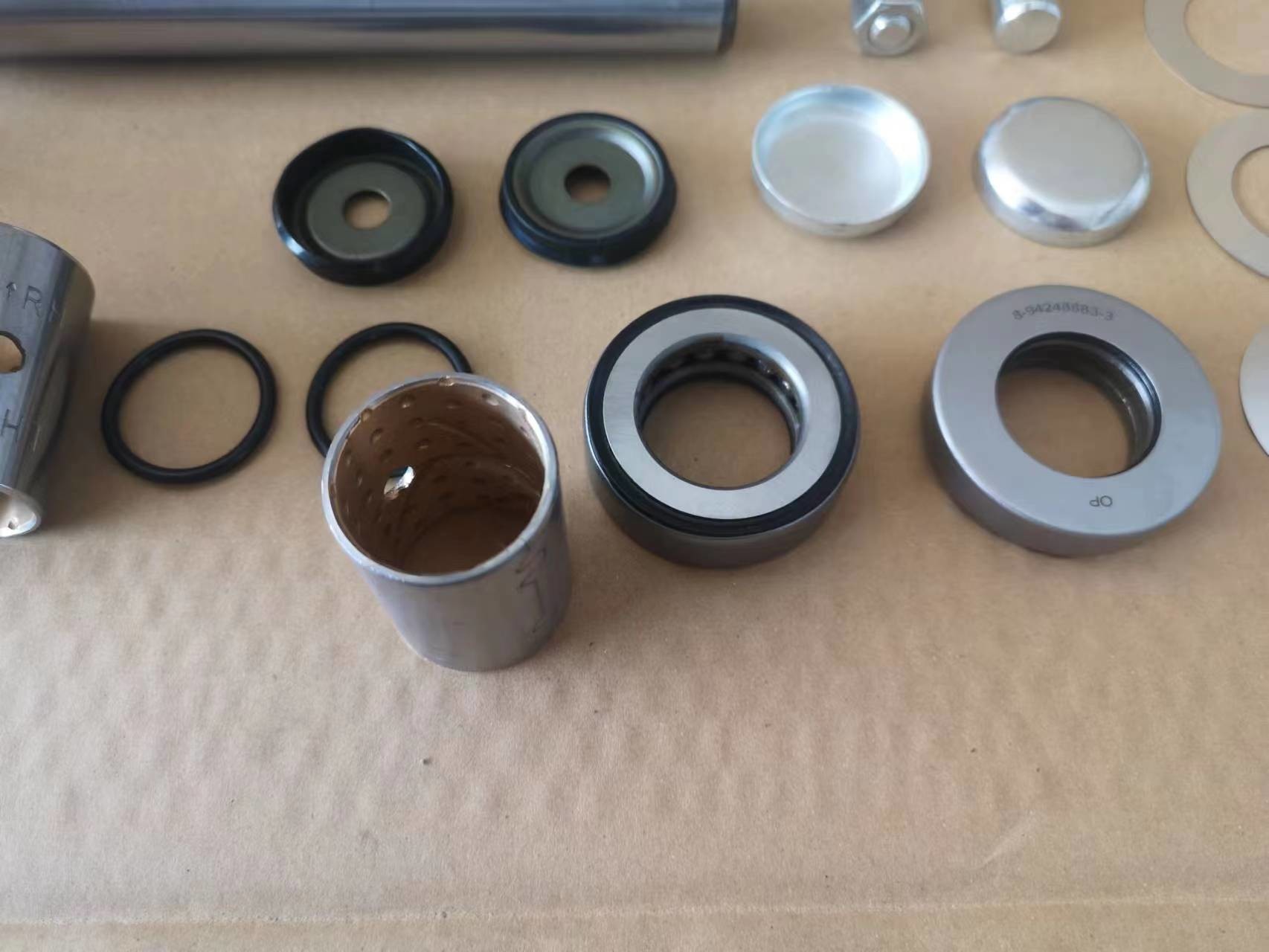 5878322204 King Pin Kit Thrust Bearing KP233 Isuzu NLR NMR