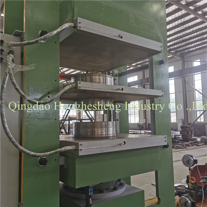 750*850*2 Frame Rubber Traffic Speed Bump Molding Press Speed Hump Making Machine