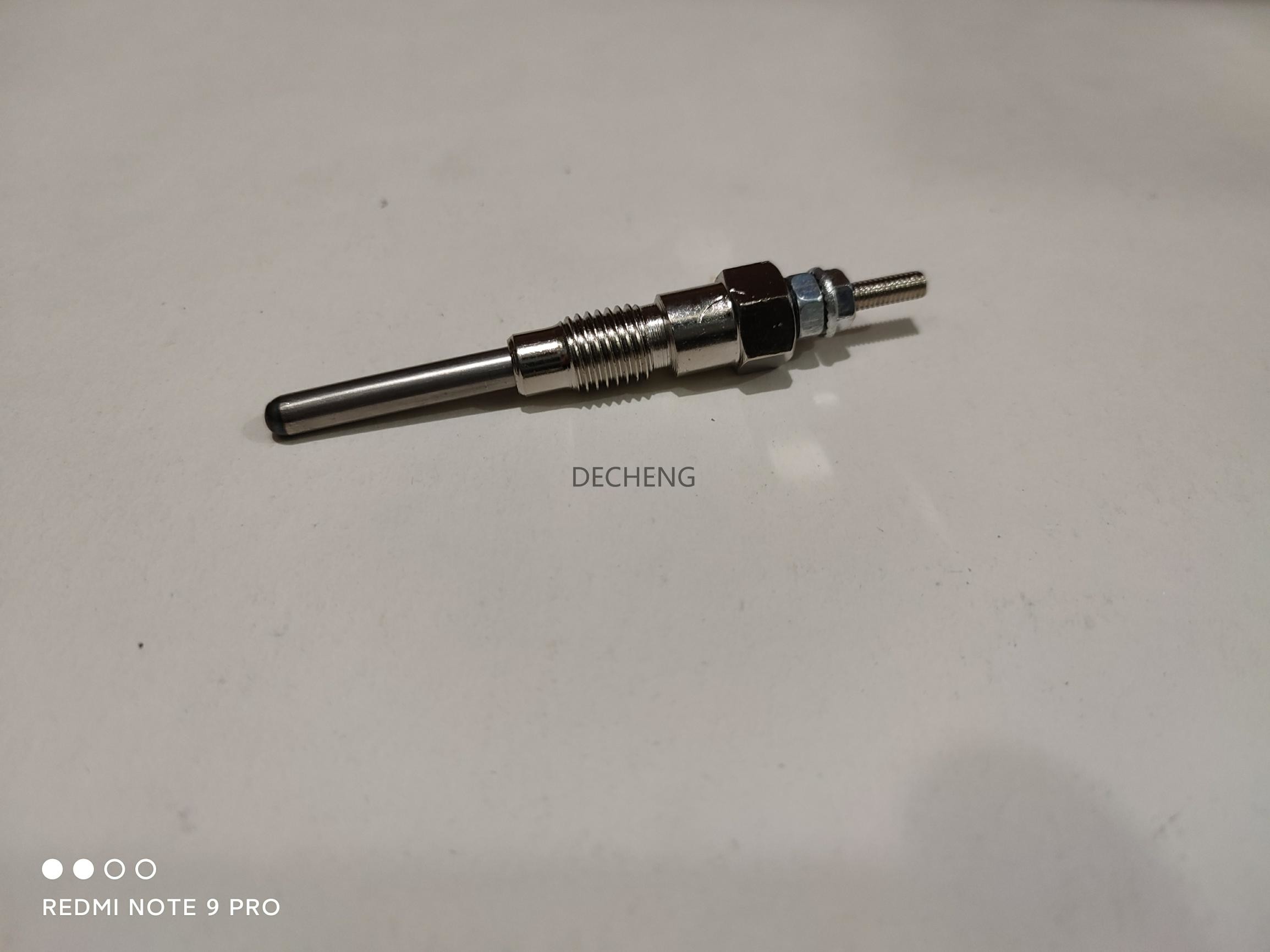 V2203 Kubota Diesel Engine Spare Parts Glow Plugs D1503