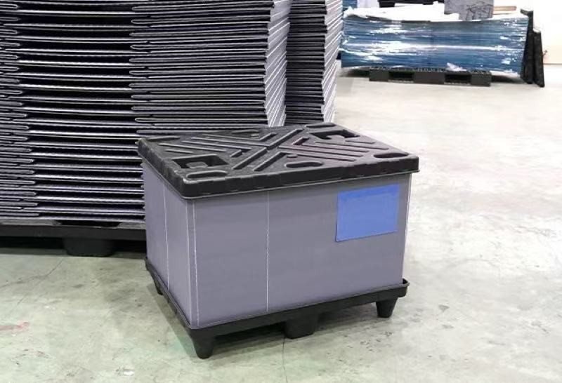Plastic Pallet Box PP Corrugated Sheet Hollow Materials With Lid And Base