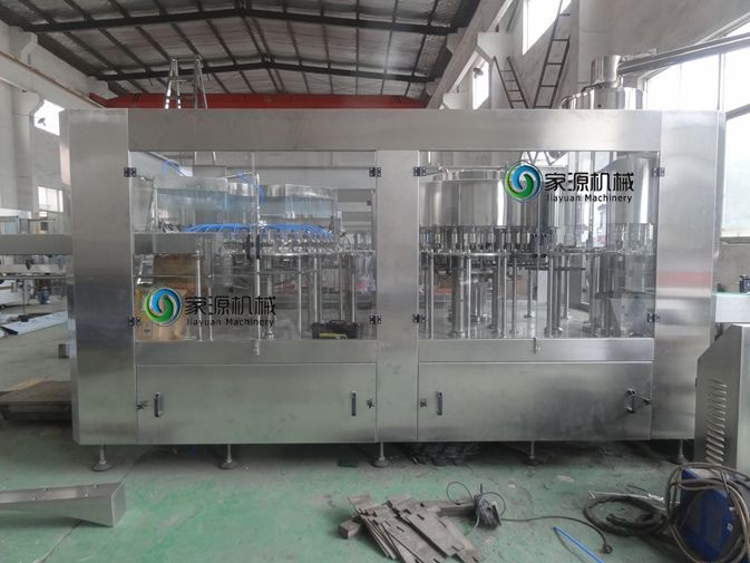 CGF40-40-12 Water Bottle Filling Machine Stainless Steel Material 16000BPH -18000BPH