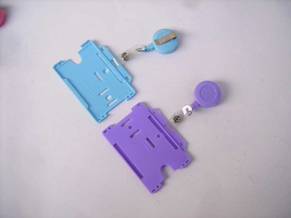 Different Color Plastic Badge Holder , Lanyard Pouch Holder With Metal Clip