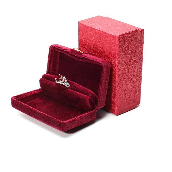 Custom Logo Metal Jewelry Packaging Box for Luxury Red Earrings Bracelet