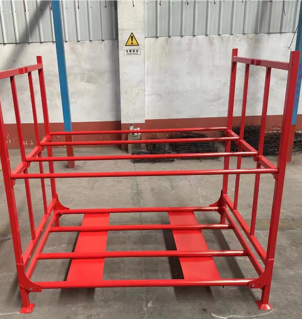 Heavy Duty Portable Stacking Racks 1000kg Load Capacity 2000mm Post Height 200mm Wheel Diameter
