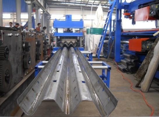 Material thickness 2 to 4mm guard railway roll forming machine hydraulic power 5