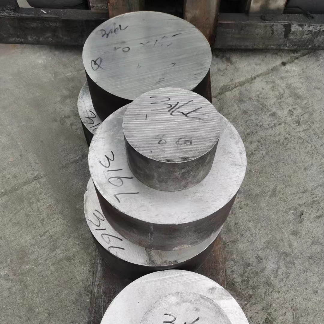 Solid Solution 17-4PH Stainless Steel Rod / Hot Rolled Forged Round 350mm