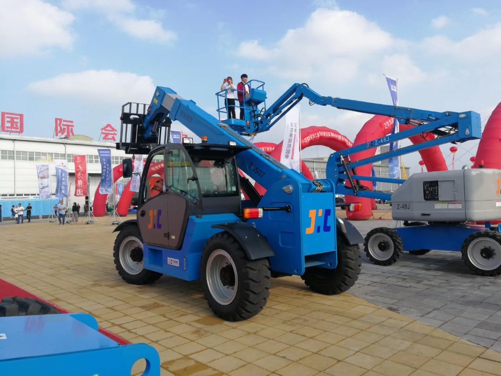 JHC Telescopic Handler Hydraulic Mechanical Transmission Power Steering