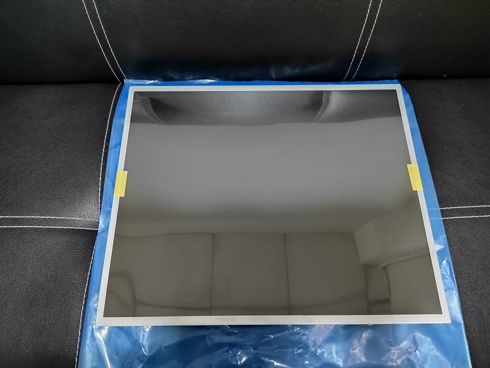 M190EG02 V4 AUO 19.0" 1280(RGB)×1024, 300 cd/m² INDUSTRIAL LCD DISPLAY