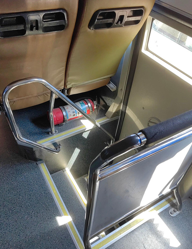 Emission Euro Used Passenger Bus Second Hand Coach 5250mm