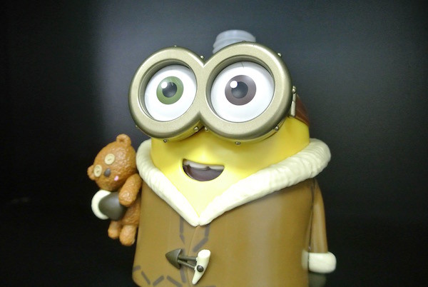 Lovely Minions Figure Cartoon Plastic Bottle For Promotion Gift 16*8*8cm