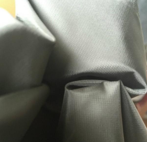 Wovens Polyester Satin Fabric , 400t Poly Taffeta Material Fabric Tear -