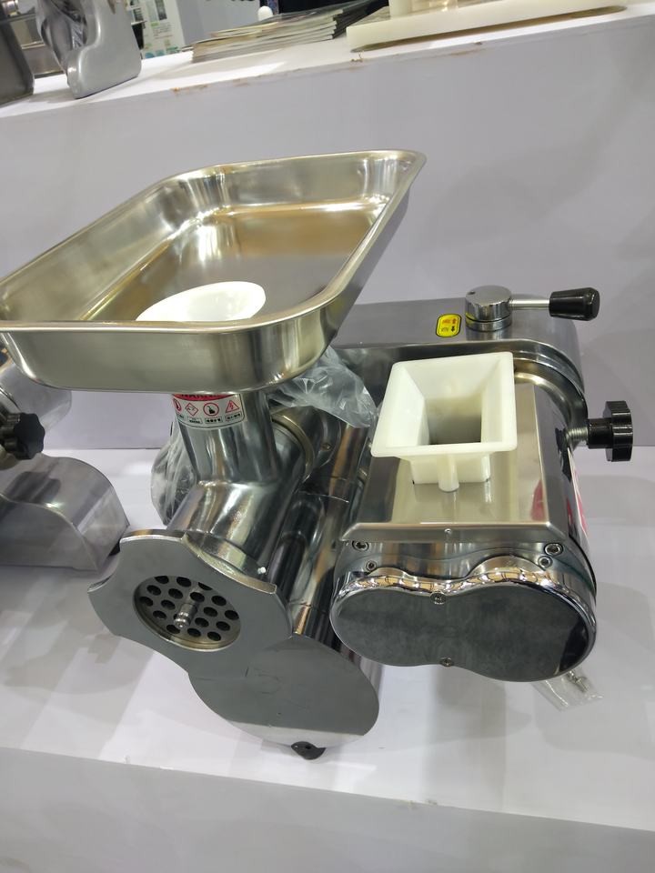 2.5mm 220V 1500W Meat Cutter And Grinder For Professional Chopping