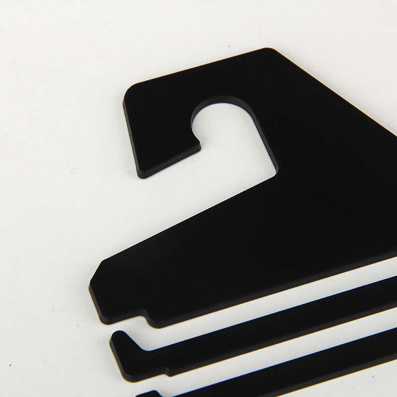 Custom Plastic Tie Hanger 7.2*7.2CM