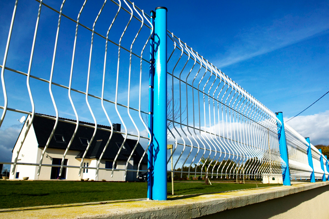 used garden fencing price for sale/welded wire mesh fencing/ 3D folded wire mesh fence