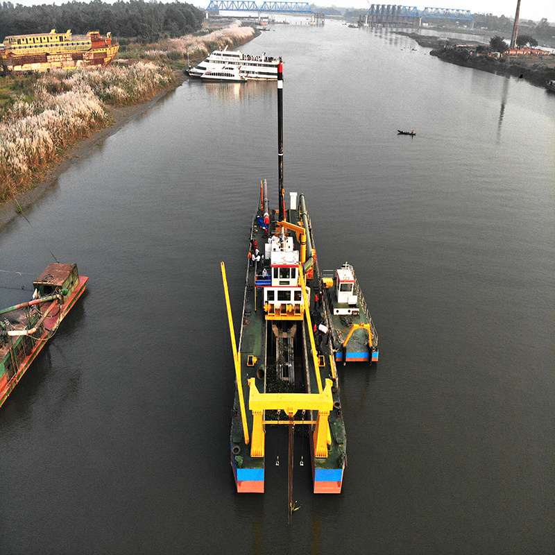 Hydrauliy Diesel Engine Equipment 10/12/14/16/18/20/24/26 Inch Gold Dredge/D Boat /River Dredge Cutter Suction River Sand Dredger with Cutter Head Machinery