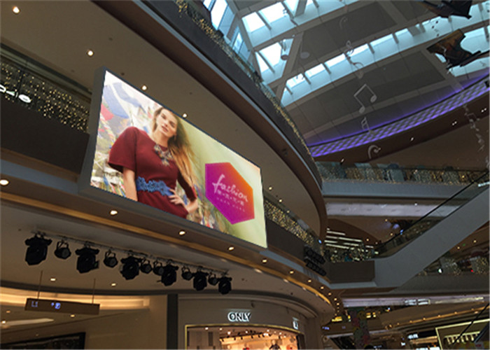 P2.5mm 1R1G1B Indoor Fixed LED Display 600 -800 cd/m² Brightness