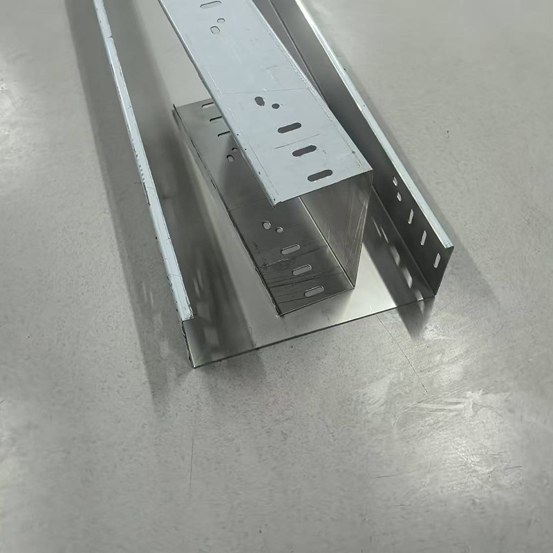 50mm-1000mm Cable Tray Height Alloy Steel Wire Troughs Metal With Non Combustible Fire Resistance