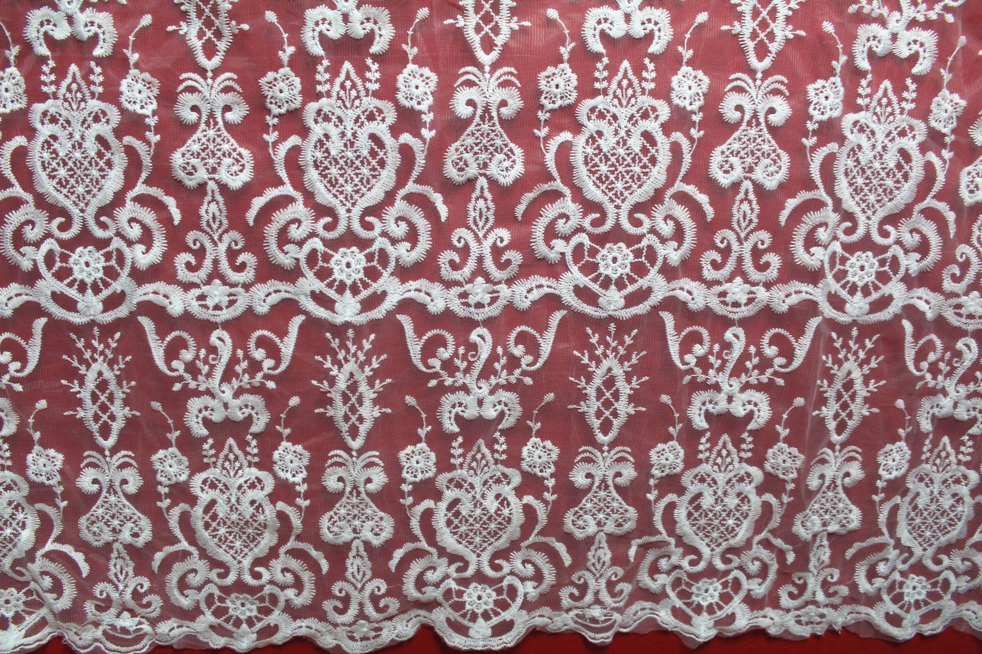 Diamond Mesh based Crown Style Embroidery Lace Fabric Crown for Women's Clothes