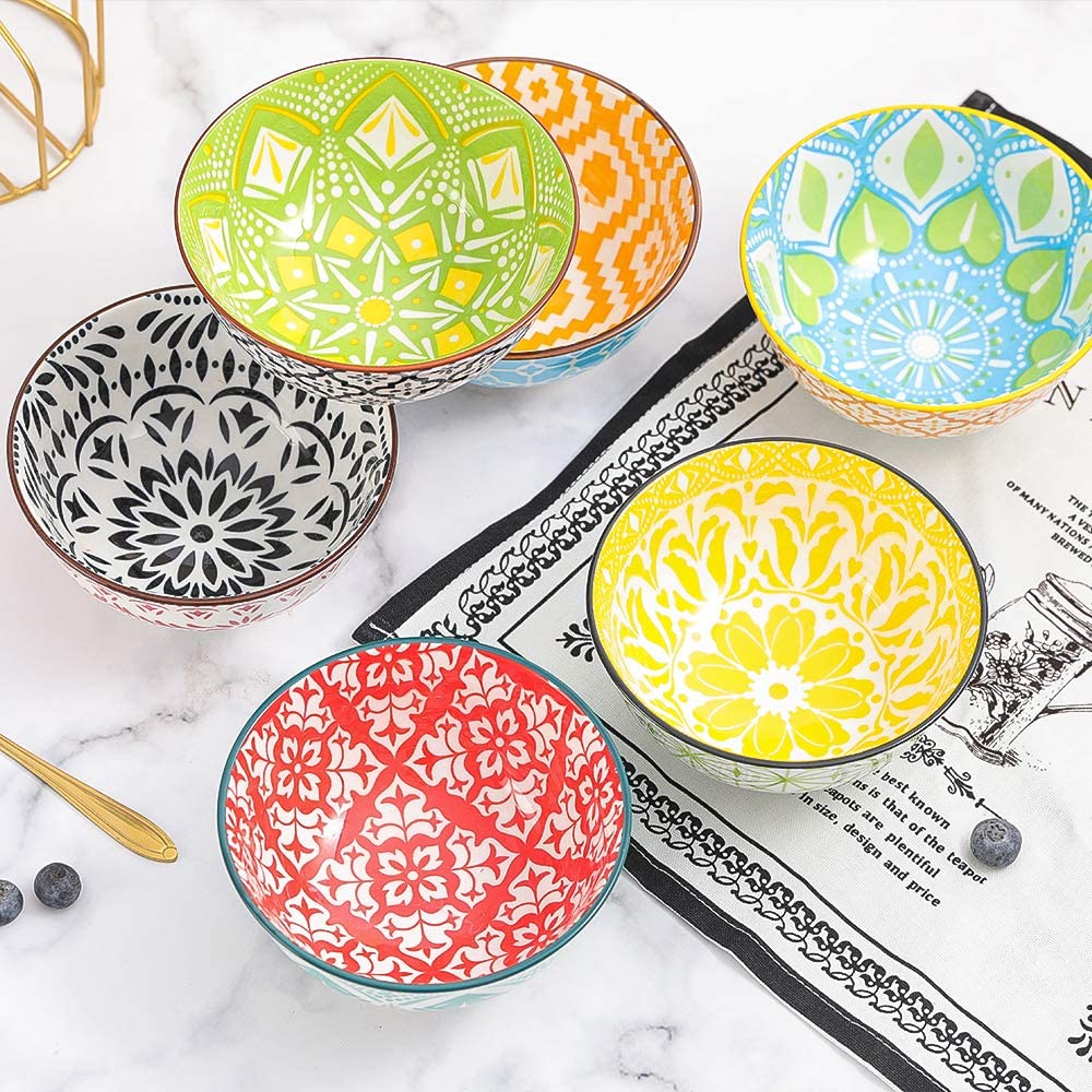 Colorful Soup Ceramic Bowl , Porcelain Bowl Microwave Safe With Custom Logo