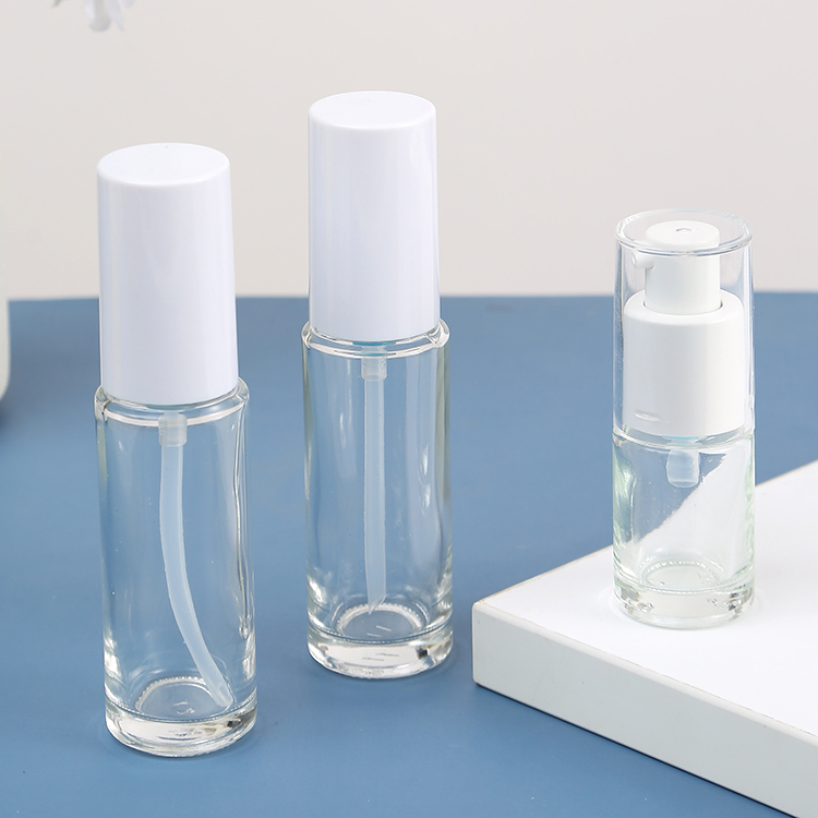Customized Colors 15ml 30ml 50ml Clear Frosted Empty Mini Perfume Glass Serum Pump Bottle for Skincare Packaging