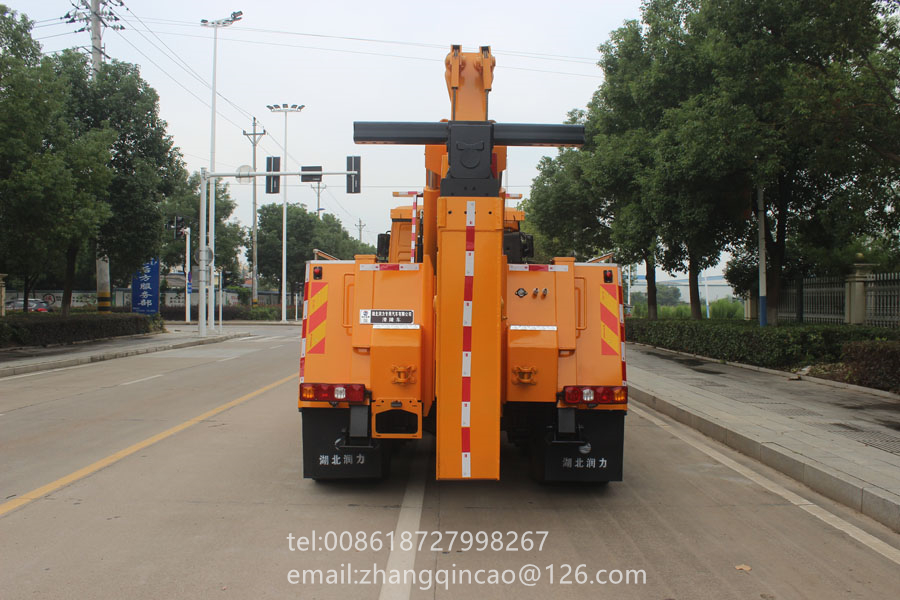 Low Price Flat Wrecker Truck With Huge Power