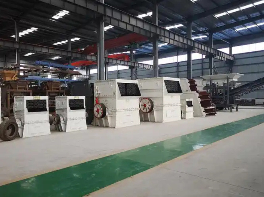 Shock Resistant Fast Acting Customizable Box Crusher Machine Smooth Operation