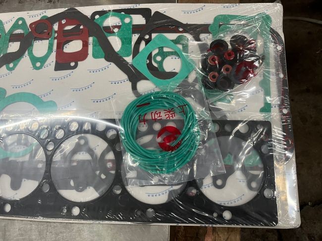 Engine Overhaul Gasket Kit D9 WEICHAI Engine Parts Overhaul Gasket Kit