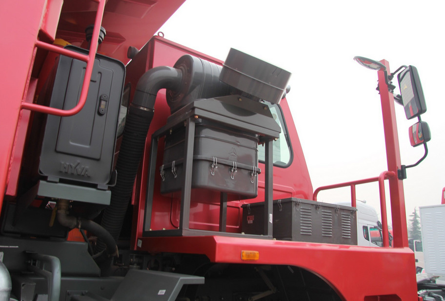 payload 50 tons HOWO 6x4 mining dump Trucks yellow or red color overloading Capacity