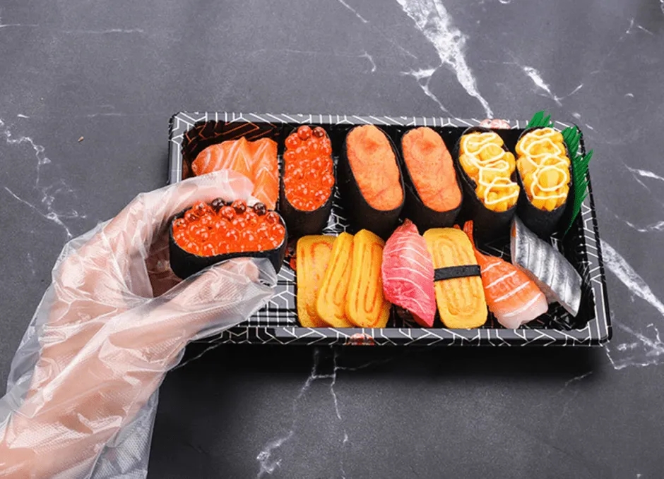 White Blue PU Sushi PE TPE Disposable Vinyl Gloves for Food Handling and Preparation