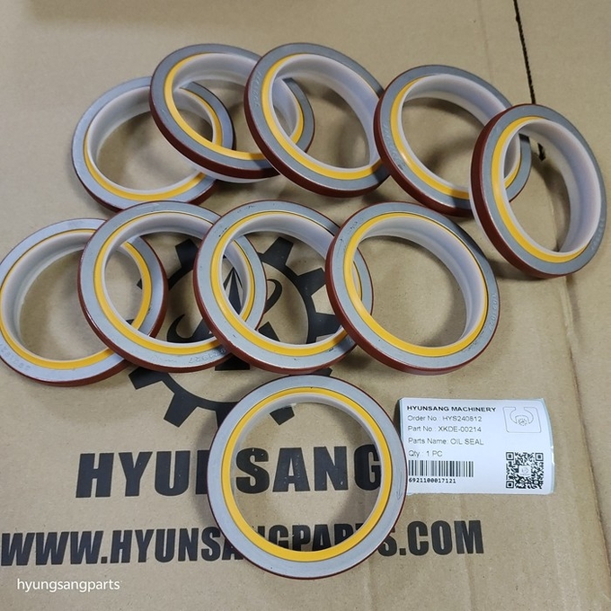 Excavator Parts XKDE-00214 XKDE-00213 Oil Seal For R300LC9S R330LC9S