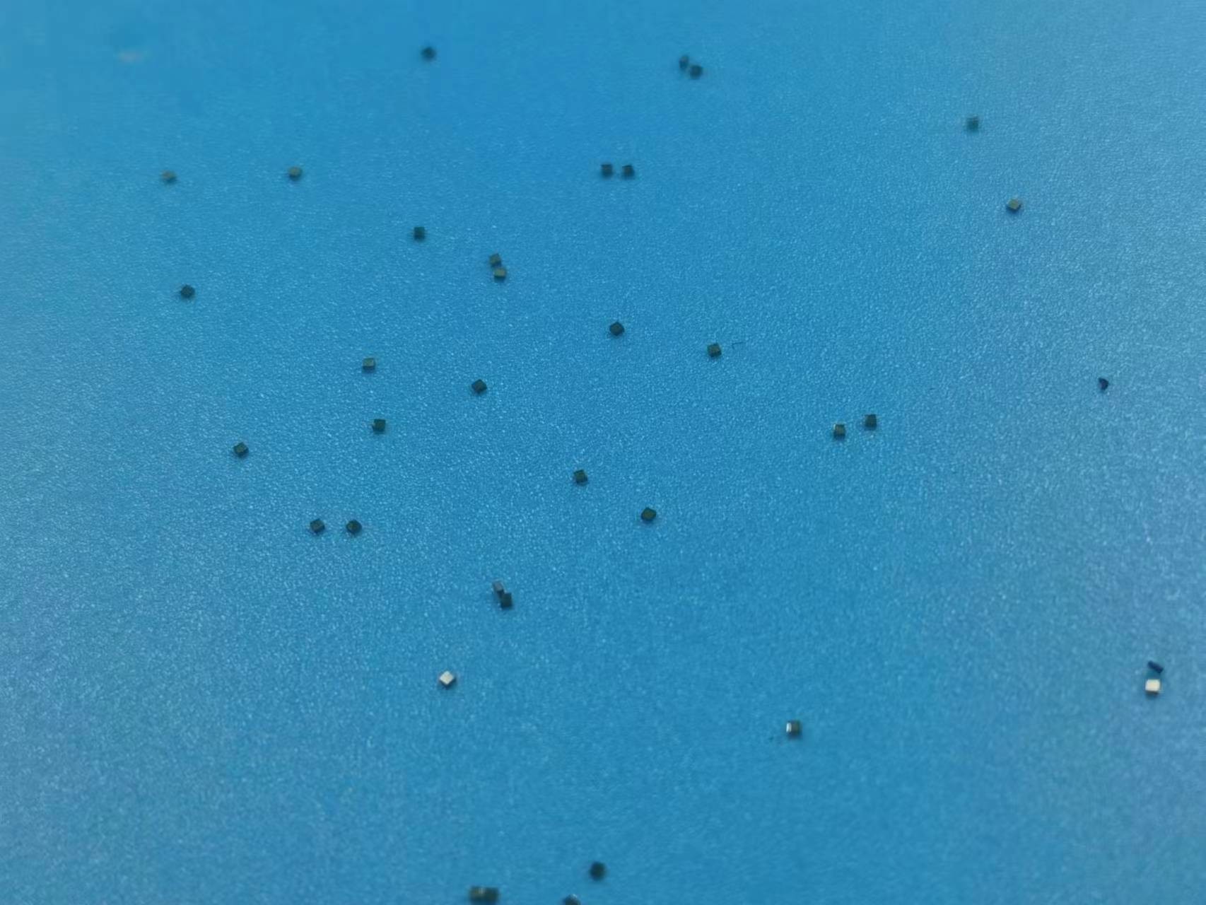 Sic Laser Cutting Service For Sic Chips By 0.5x0.5mm Square Plates