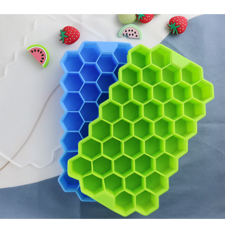 BPA Free Honeycomb Ice Cube Mold , Food Grade Rubber Ice Cube Trays