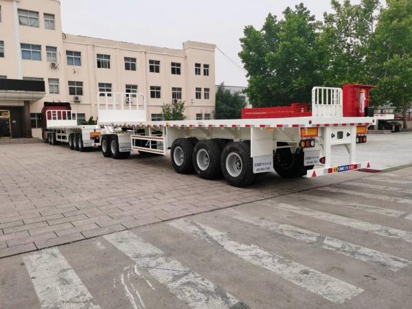 Q235 Steel 100T Low Bed Heavy Duty Semi Trailers In Mechanical Suspension