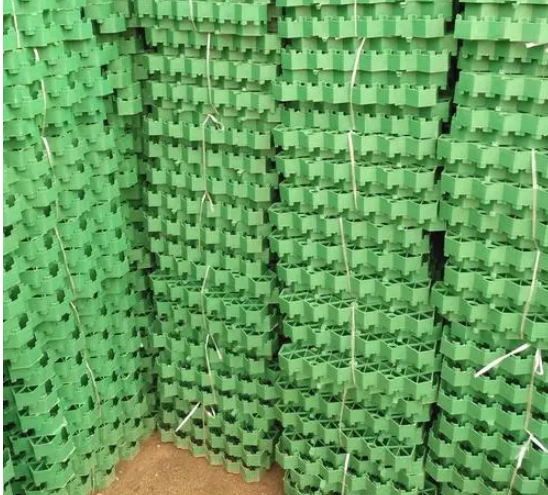 Plastic Interlocking Paving Grid for Driveways HDPE Material and After-sale Service