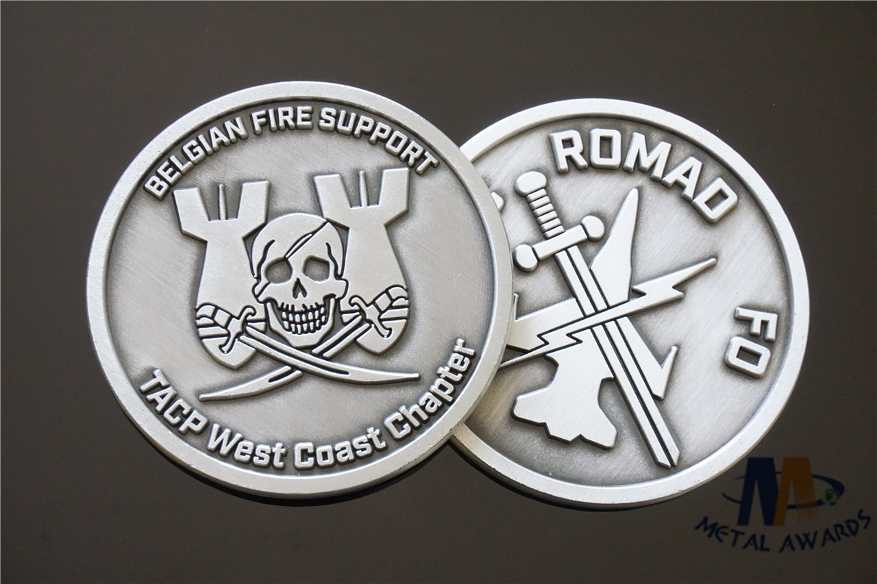 Custom Made Souvenir Coins , Skull Relief Coins Antique Sliver Plated No Colors