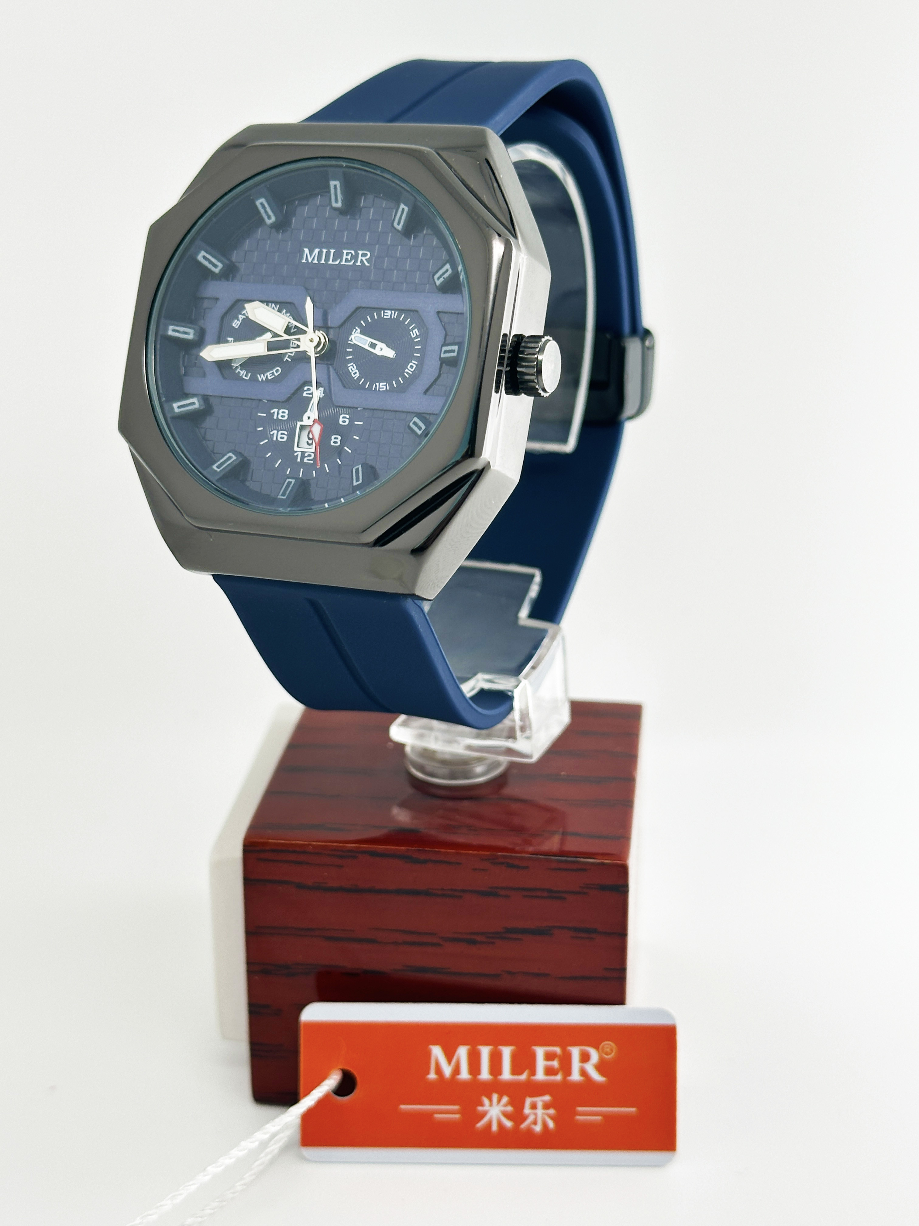 Custom Logo Miler Fashion Chronograph Quartz Men's Watch Big Dial Silicone Casual Personality Wristwatch Luxury Sports Watch