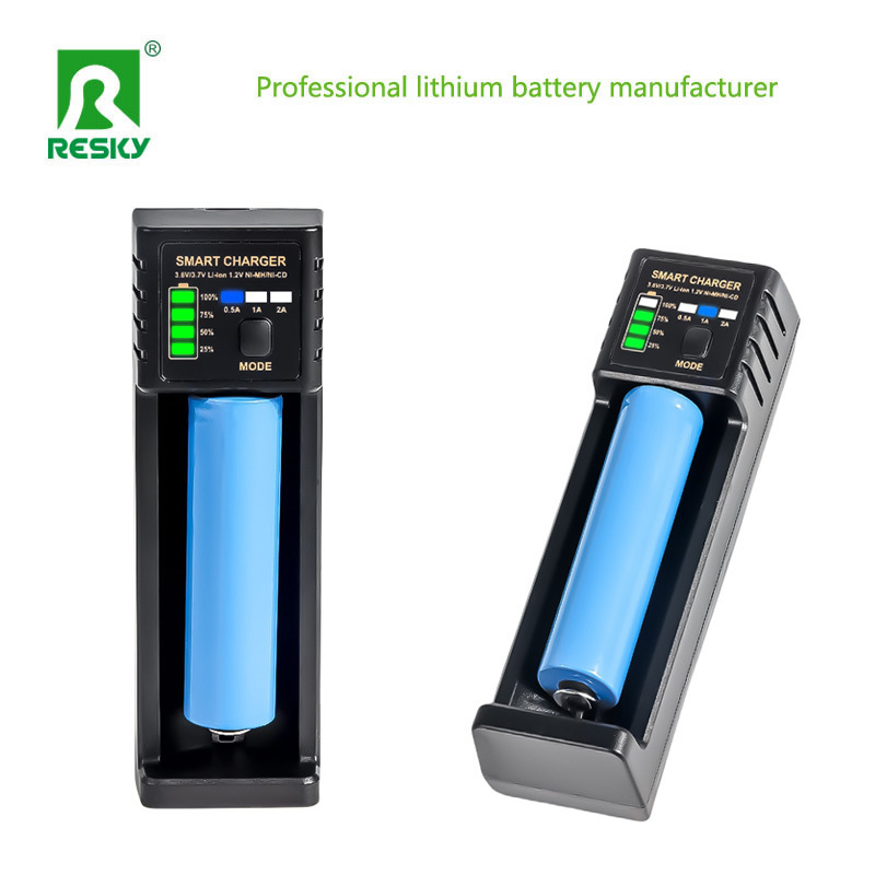USB Rechargeable Battery Charger 4.2V 500mA 1A 2A For 18650 26650 21700 14500