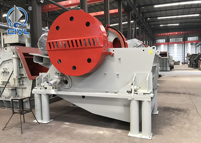 260t/h Heavy Construction Machinery 750x1060 Jaw Crusher 110kw Engine