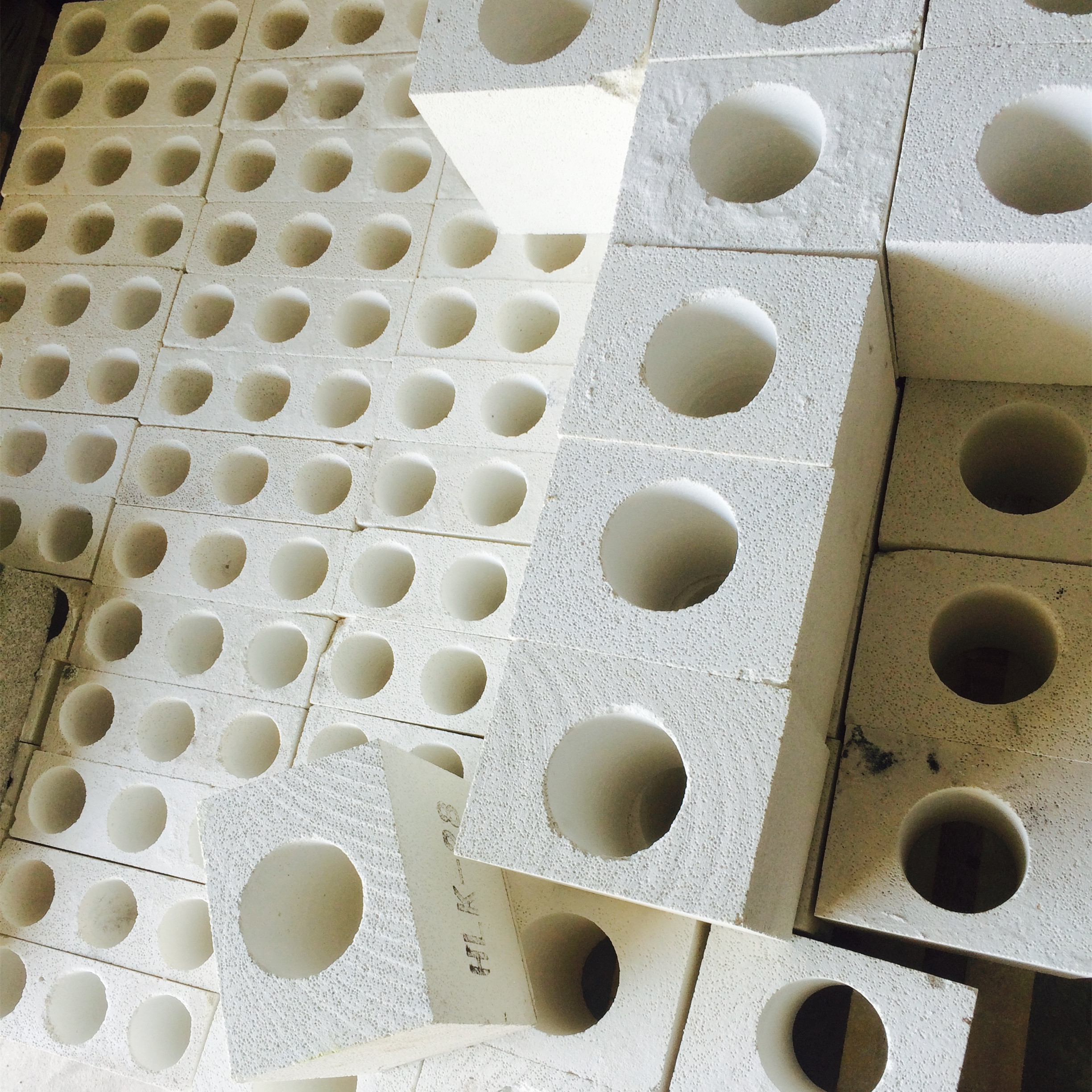 38-75% Al2O3 Content Mullite Insulation Brick for Ceramic Tunnel Kiln or Shuttle Kiln