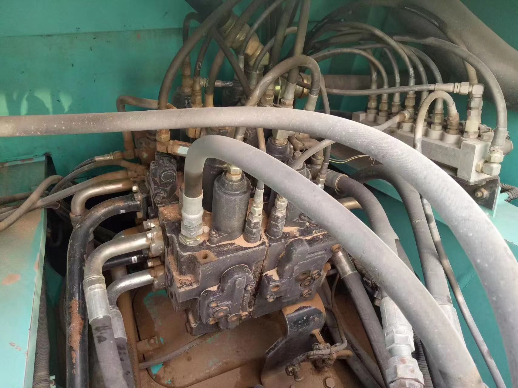 Original Used Kobelco SK330 Hydraulic Excavator 184kw Rated Power