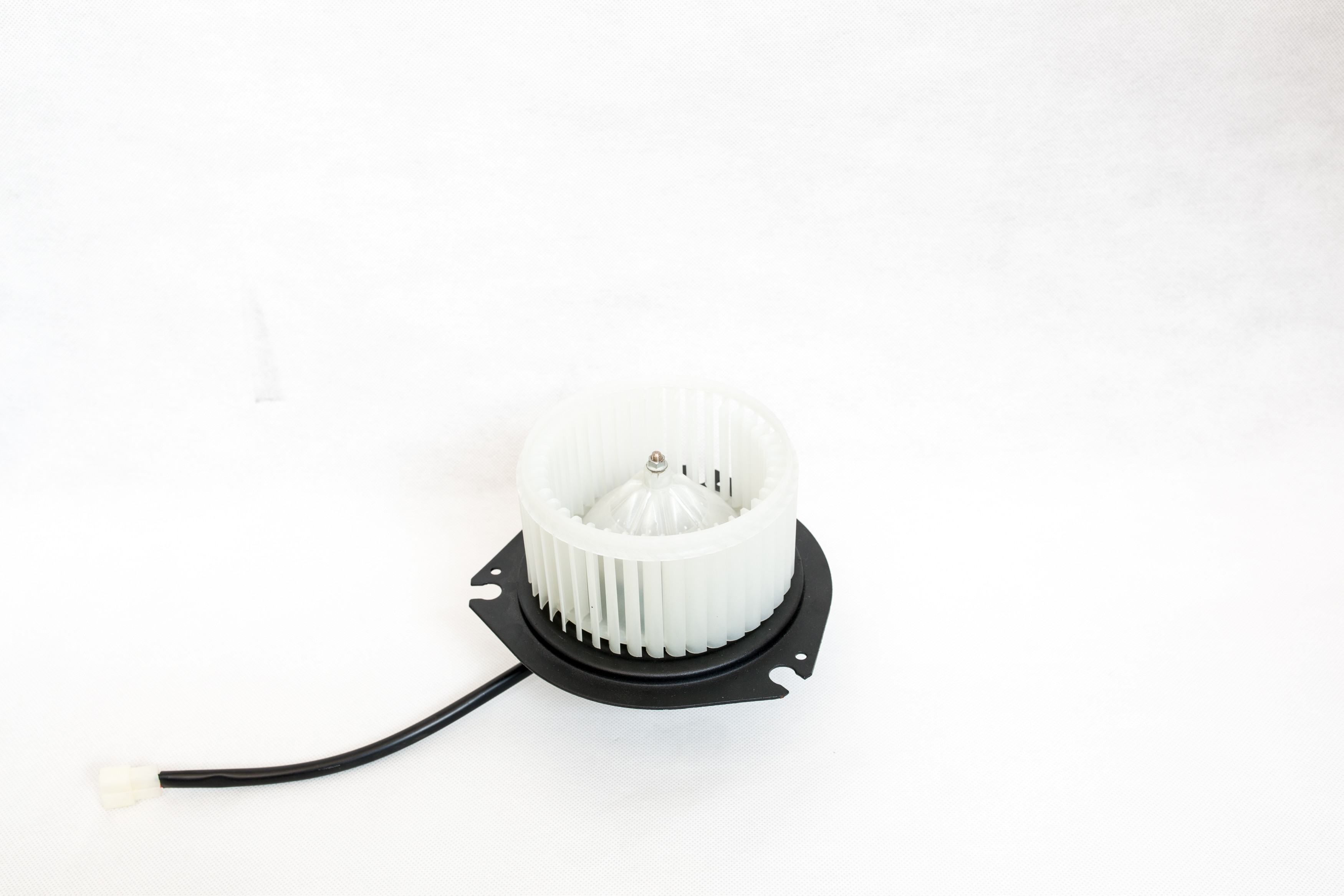Single Blower Motor For Truck , Bus Roof Air Conditioner Universal Condenser Fan Motor