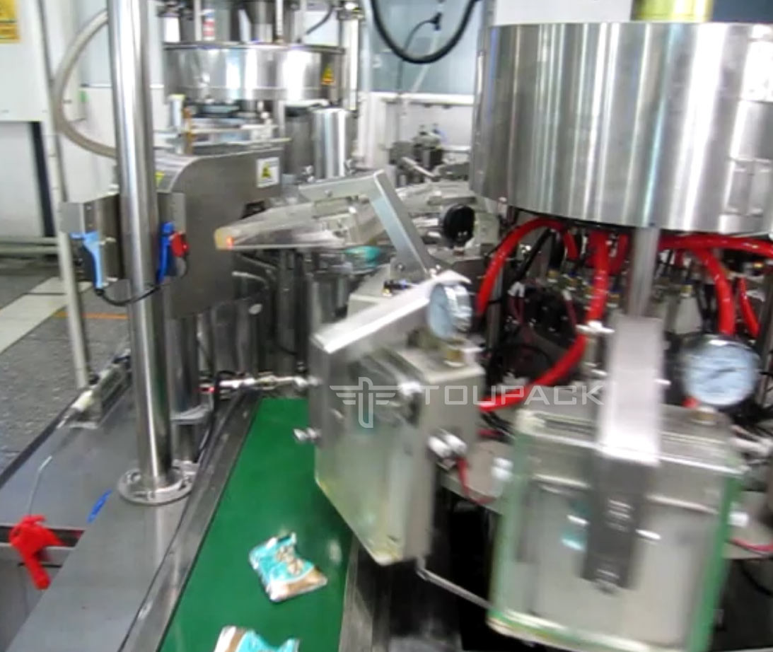 SS304 Automatic Rotary Vacuum Filling And Packing Machine Feeding Packing Equipment