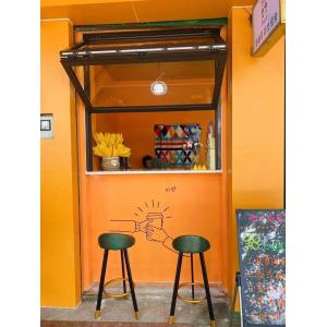 Bi-Fold Windows | Customizable Frameless Folding Systems