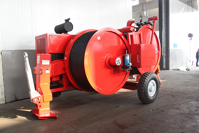 5km/H 90KN Hydraulic Puller Tensioner Transmission Line Stringing Equipment