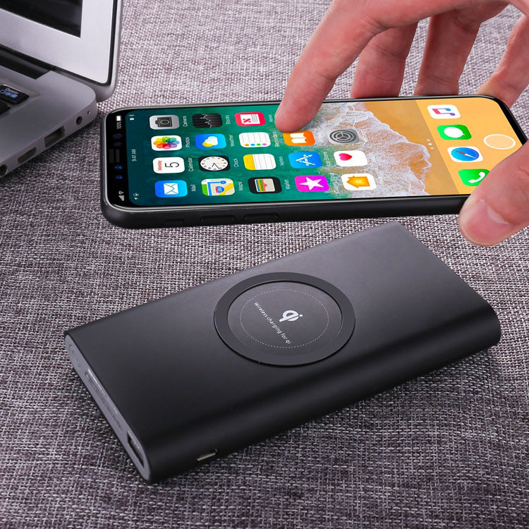 3 In 1 2100mA MAX 2.5W QI Standard Wireless Charging Pad
