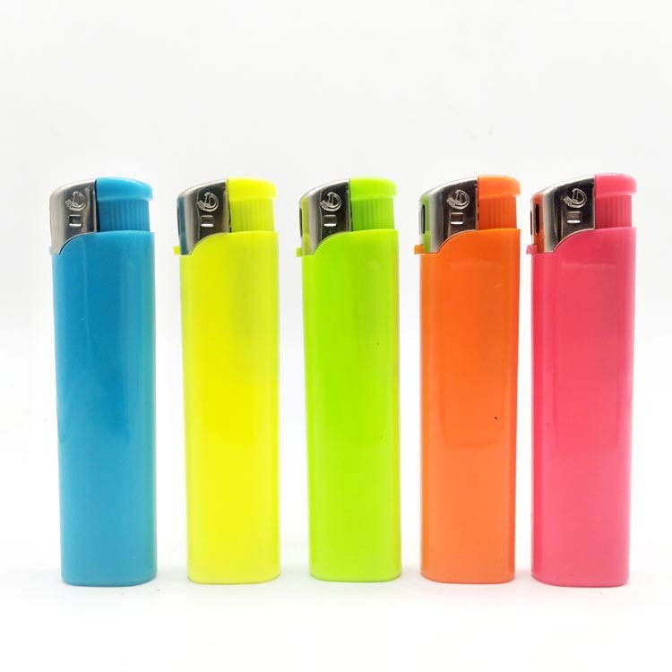 Hunan Dongyi wholesale high quality plastic accendini cigarette electronic encendedores lighter