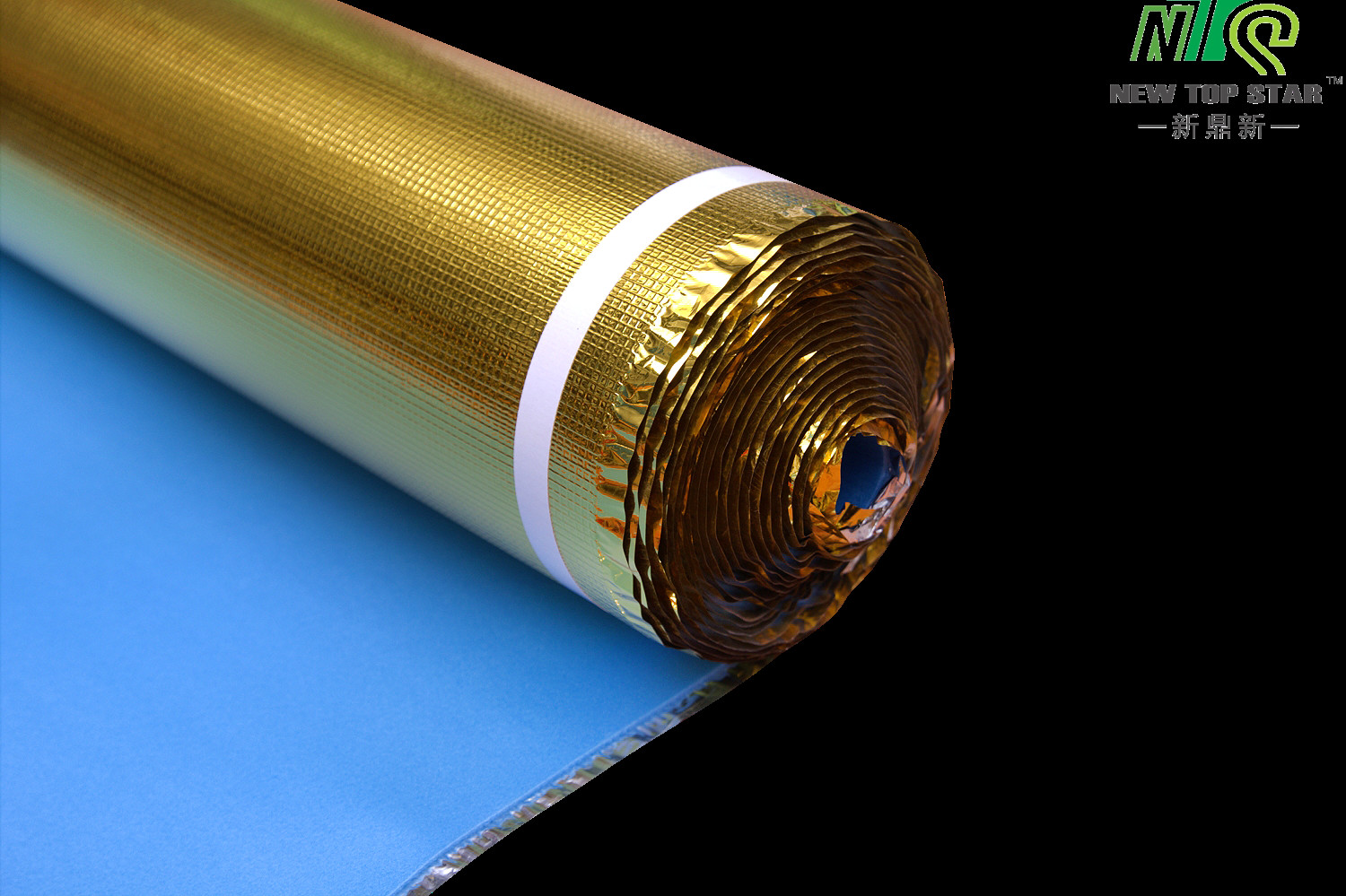 3mm Waterproof IXPE Foam Underlayment , 33kg/m3 Sound Proof Underlay With Golden Film
